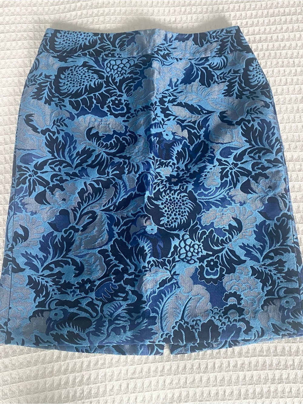 Ann Taylor Blue Floral Jacquard Pencil Skirt with Metallic Accents